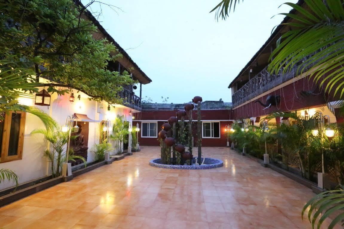 Heritage Hotel Lucknow Eksteriør bilde